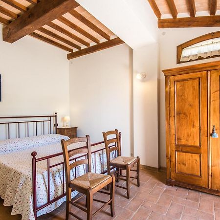 מונטלצ'ינו Glicine Apartment Podere Giardino מראה חיצוני תמונה