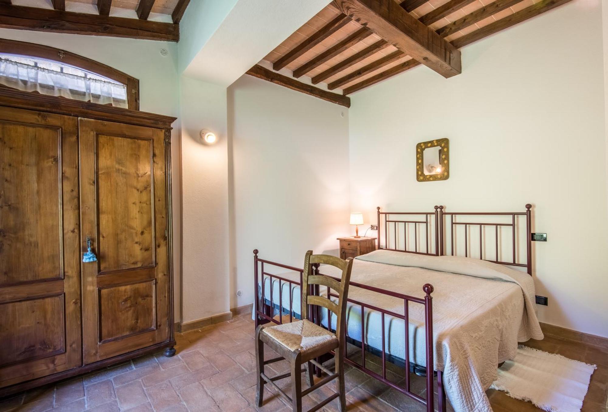 מונטלצ'ינו Glicine Apartment Podere Giardino מראה חיצוני תמונה