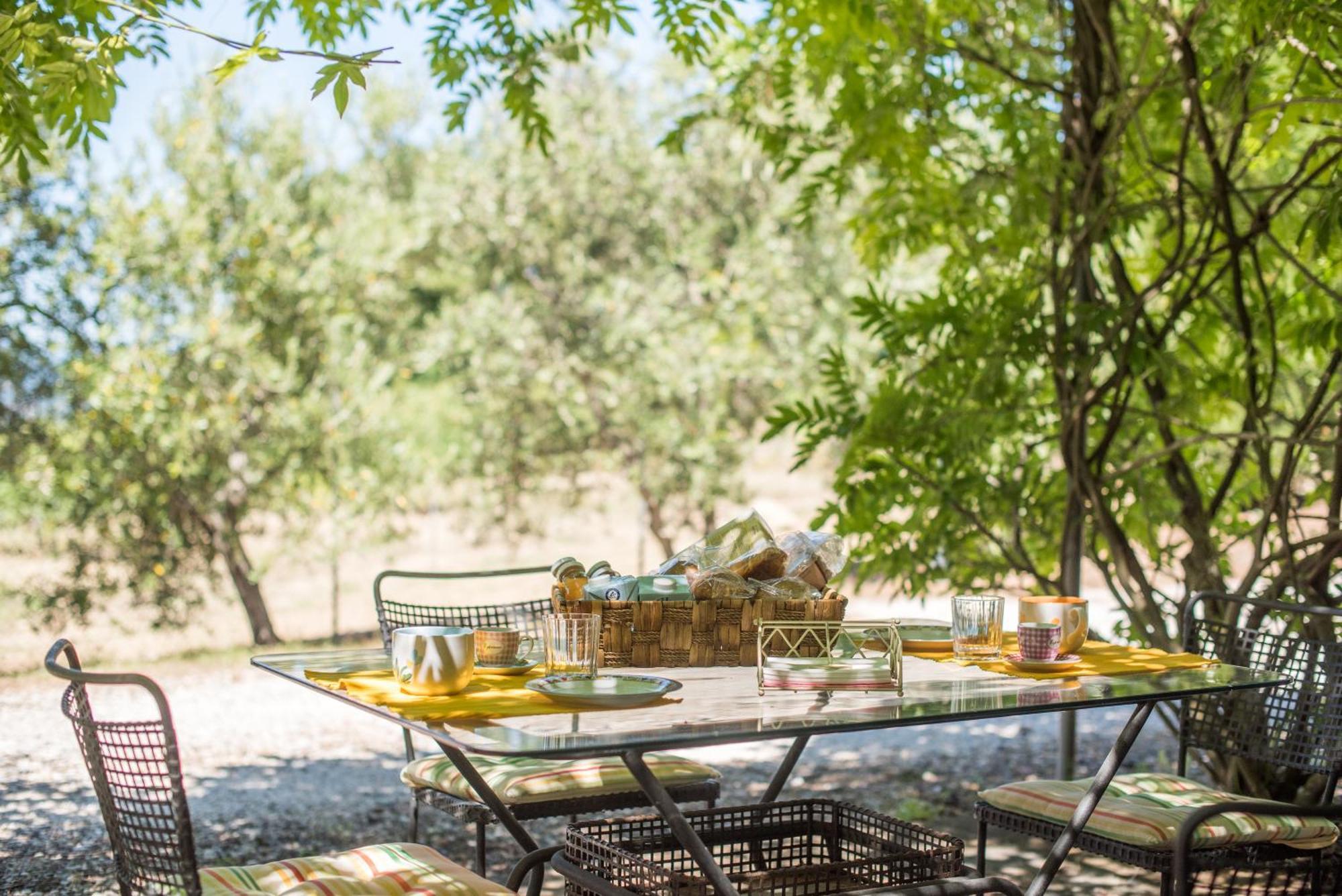 מונטלצ'ינו Glicine Apartment Podere Giardino מראה חיצוני תמונה